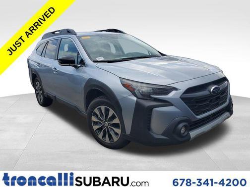 Ice Silver Metallic 2023 Subaru Outback Limited XT