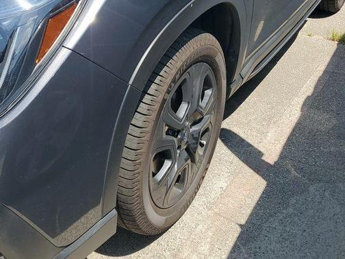 Gray Metallic 2023 Subaru Ascent Onyx Edition Limited 7-Passenger