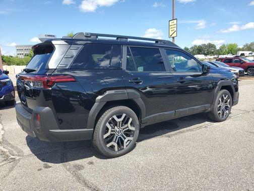 Crystal Black 2026 Subaru Outback Touring XT