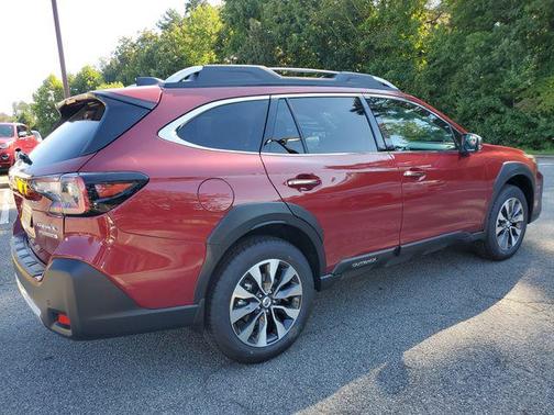 2025 Subaru Outback Touring XT