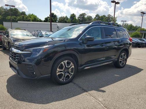 Crystal Black Silica 2023 Subaru Ascent Limited 8-Passenger