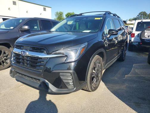Crystal Black Silica 2023 Subaru Ascent Limited 8-Passenger