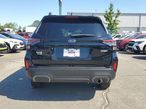 Crystal Black Silica 2025 Subaru Forester Hybrid Limited