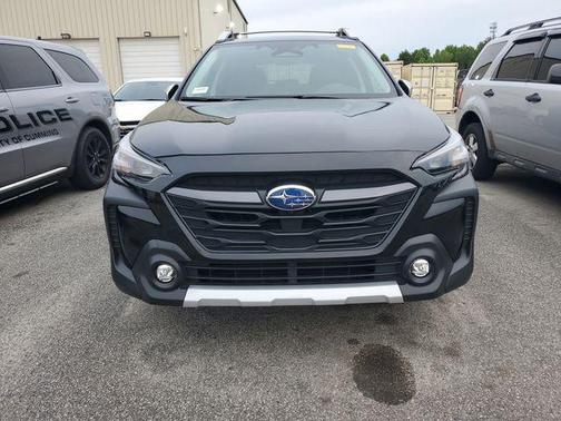 Crystal Black Silica 2024 Subaru Outback Touring