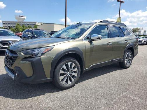 2025 Subaru Outback Touring