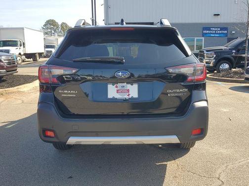 2023 Subaru Outback Touring XT