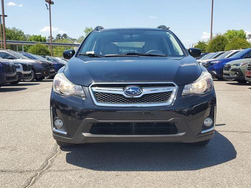 Crystal Black Silica 2017 Subaru Crosstrek 2.0i Premium