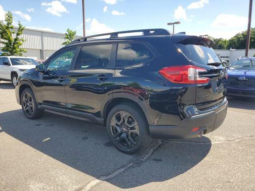 Crystal Black 2026 Subaru Ascent Onyx Edition Touring 7-Passenger