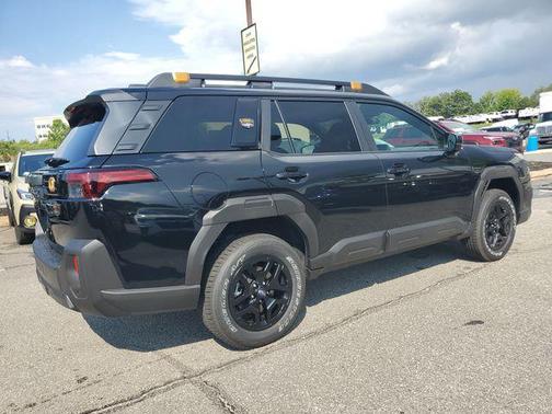 Crystal Black 2026 Subaru Outback Wilderness