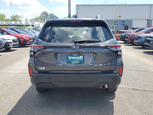 2025 Subaru Forester Base