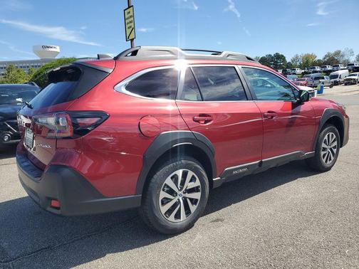 2025 Subaru Outback Premium