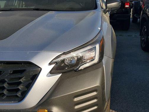 Ice Silver Metallic 2023 Subaru Outback Wilderness