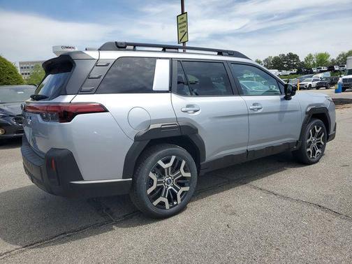 Ice Silver 2026 Subaru Outback Touring XT