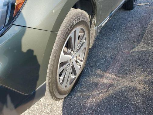 Green Metallic 2019 Subaru Outback 3.6R Limited