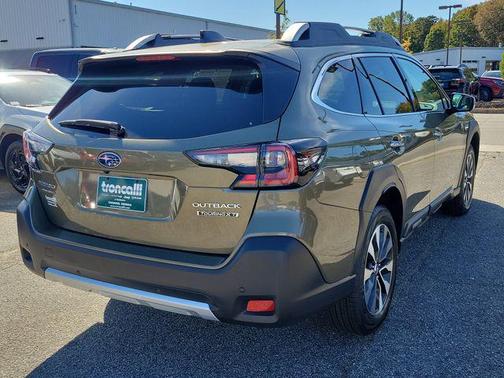 2025 Subaru Outback Touring XT