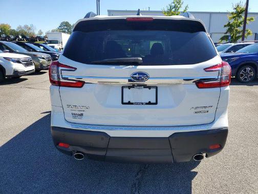 Crystal White Pearl 2026 Subaru Ascent Touring 7-Passenger
