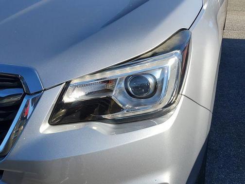 2018 Subaru Forester 2.5i Touring