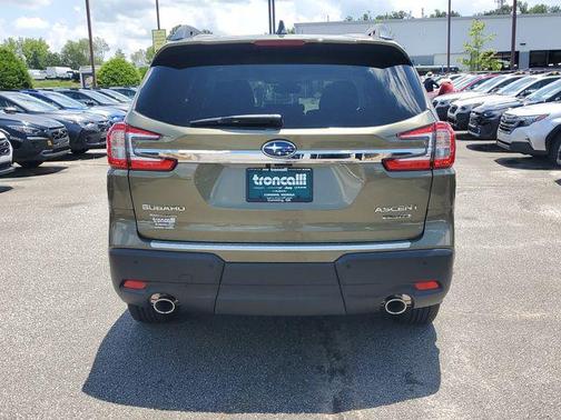 2025 Subaru Ascent Limited 8-Passenger