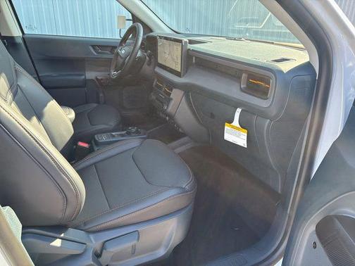 Oxford White 2026 Ford Maverick Tremor