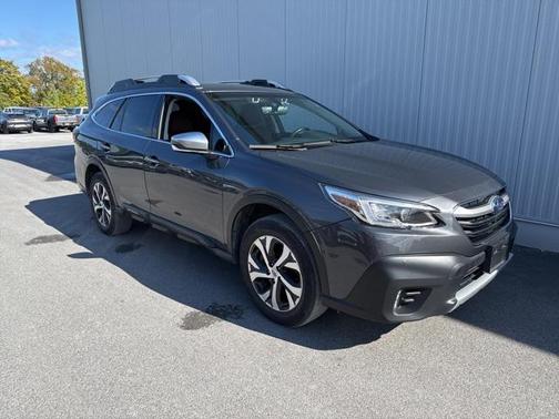 2022 Subaru Outback Touring