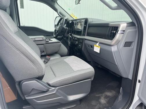 2025 Ford F-350 XLT