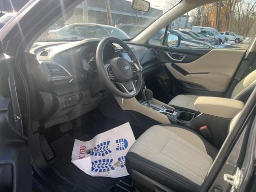 2022 Subaru Forester Base