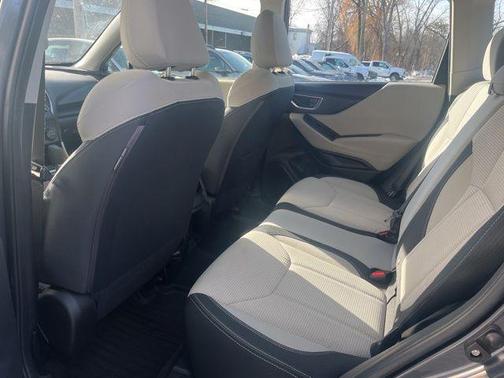 2022 Subaru Forester Base