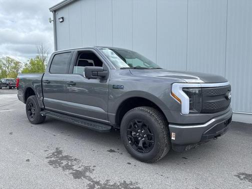 2025 Ford F-150 Lightning XLT