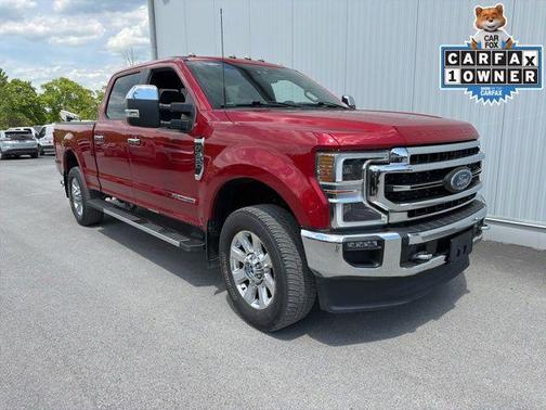 Rapid Red Metallic Tinted Clearcoat 2022 Ford F-350 Lariat