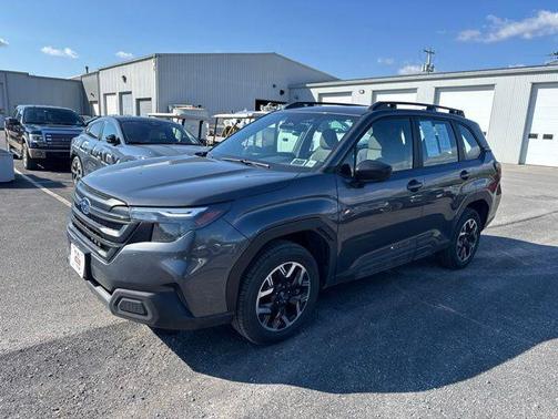 Magnetite Gray Metallic 2025 Subaru Forester Base