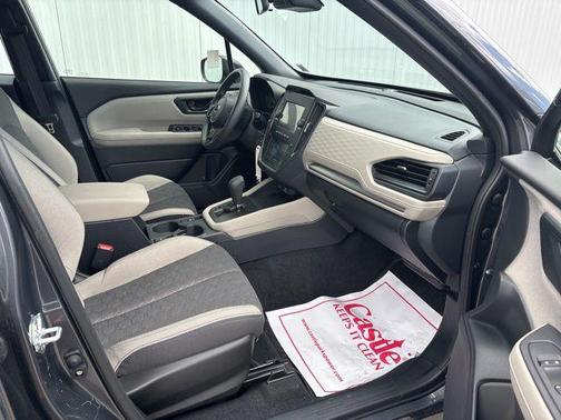 Magnetite Gray Metallic 2025 Subaru Forester Base