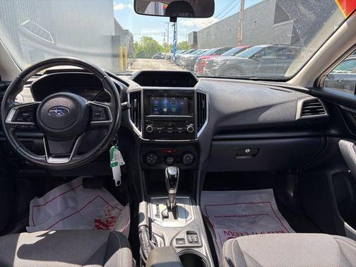 Crystal Black Silica 2019 Subaru Crosstrek 2.0i Premium