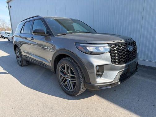 Carbonized Gray Metallic 2026 Ford Explorer ST-Line