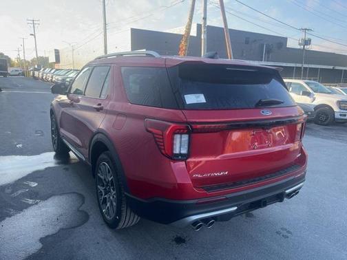 2025 Ford Explorer Platinum