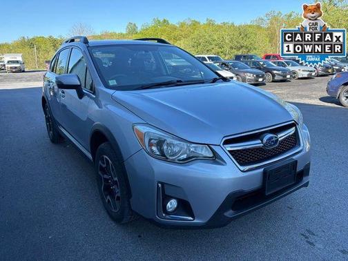 Ice Silver Metallic 2017 Subaru Crosstrek 2.0i Limited