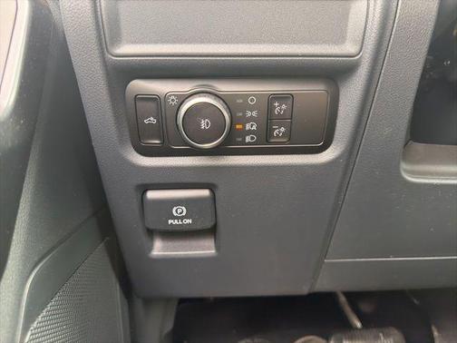 Oxford White 2026 Ford F-150 STX