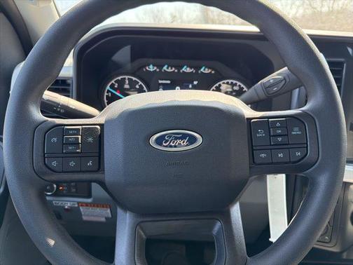 Oxford White 2026 Ford F-350 XL