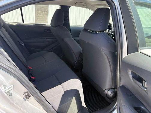 Classic Silver Metallic 2022 Toyota Corolla LE