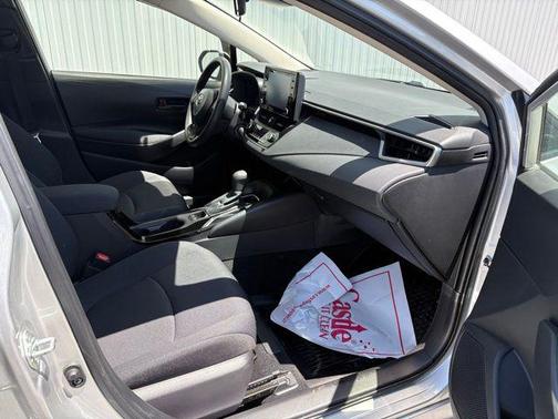 Classic Silver Metallic 2022 Toyota Corolla LE