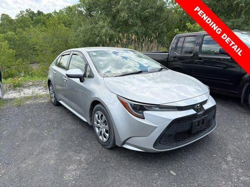 Classic Silver Metallic 2022 Toyota Corolla LE