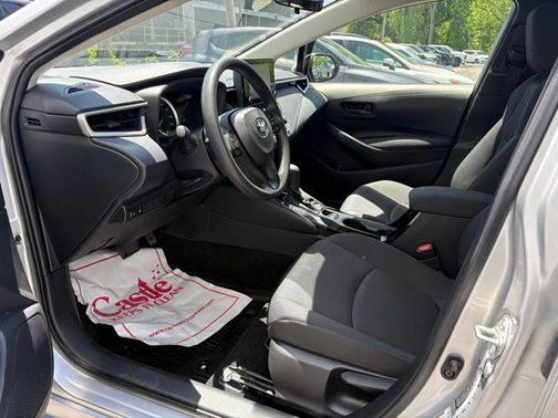 Classic Silver Metallic 2022 Toyota Corolla LE