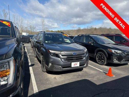 2025 Subaru Forester Premium