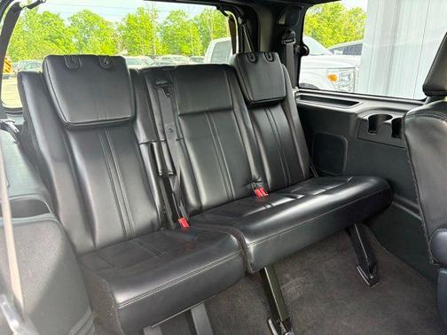 White Platinum Clearcoat Metallic 2016 Lincoln Navigator Select