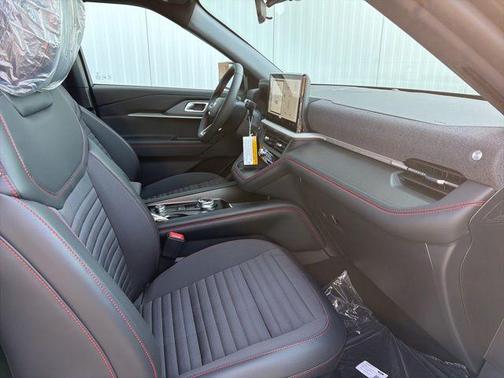 Black 2026 Ford Explorer ST-Line