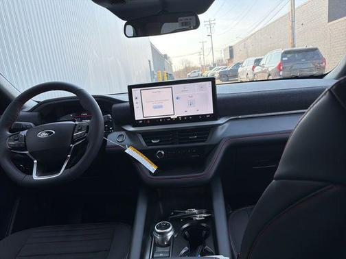 Black 2026 Ford Explorer ST-Line