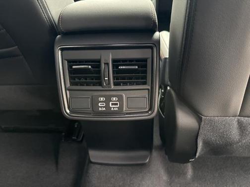 2025 Subaru Forester Hybrid Sport