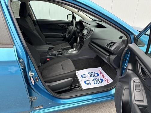 2019 Subaru Impreza 2.0i