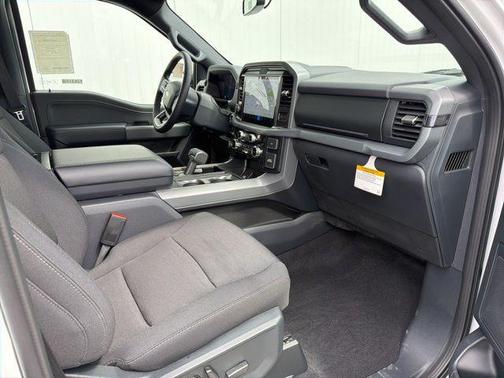 Oxford White 2026 Ford F-150 XLT