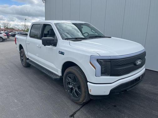 2025 Ford F-150 Lightning Flash