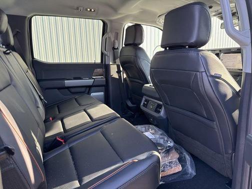 Avalanche 2026 Ford F-250 Lariat